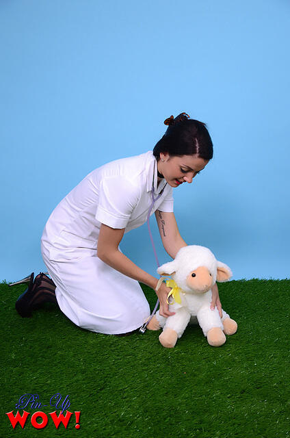 1303BK25025.jpg