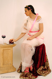 Glamorous Girls | Pin-Up WOW!